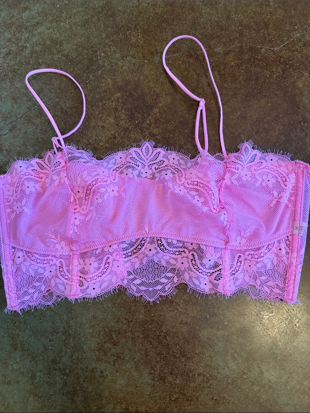 Free People Pink Lace Bandeau Bralette never worn size M